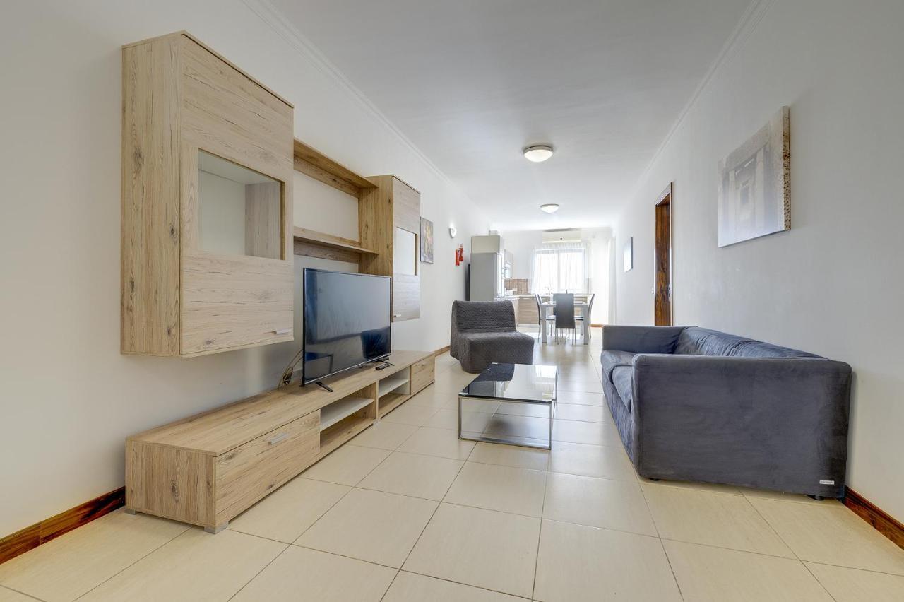 Modern 3 Bedroom Apartment In Central Sliema Exterior foto