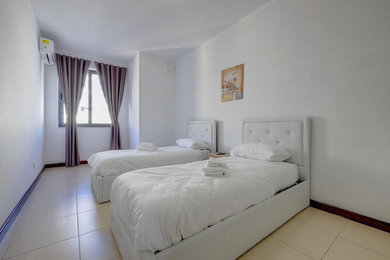 Modern 3 Bedroom Apartment In Central Sliema Exterior foto